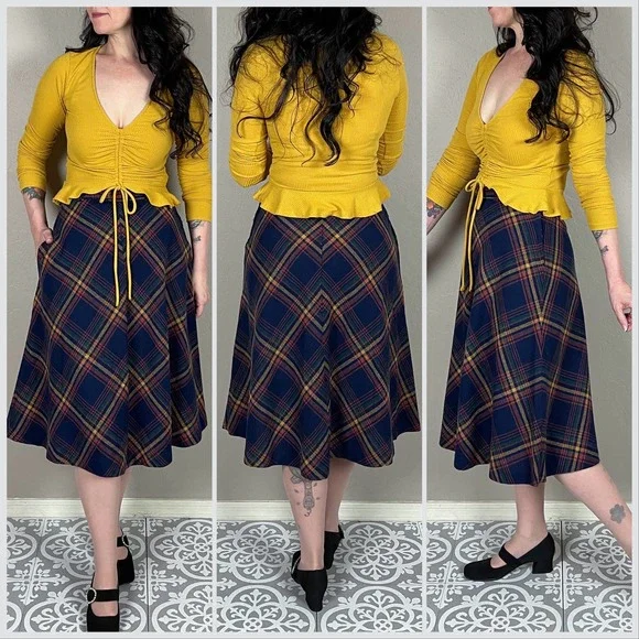 Vintage 1970s Wool Plaid A-Line Midi Skirt - Picture 3 of 7